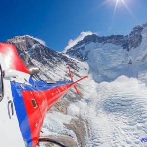 Mountain Everest-Base-Camp-Helicopter-Tour