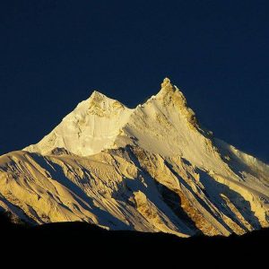 Bahrain Prince and Royal Guard team scaled Mt. Manaslu