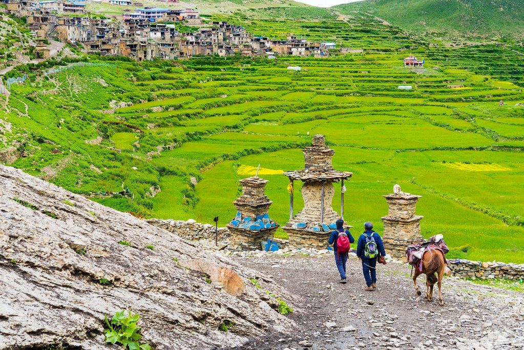 Manaslu with Nar Phu Valley Trek