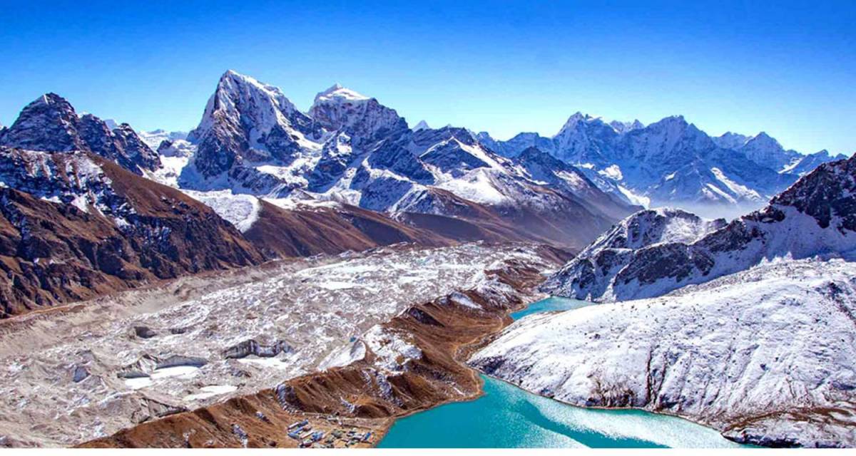 Everest Base Camp trek via Gokyo Chola Pass